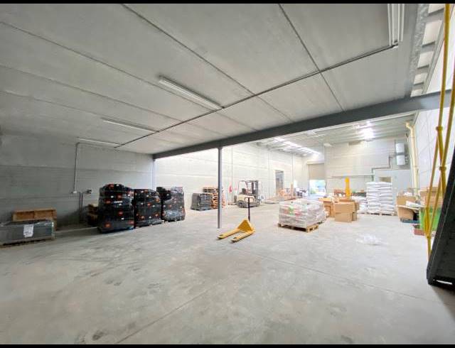 318M² WAREHOUSE TO LET IN BRACKENFELL INDUSTRIAL